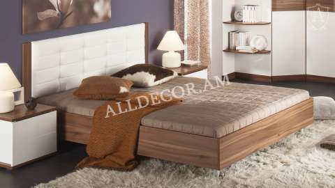 Երկտեղանի մահճակալ