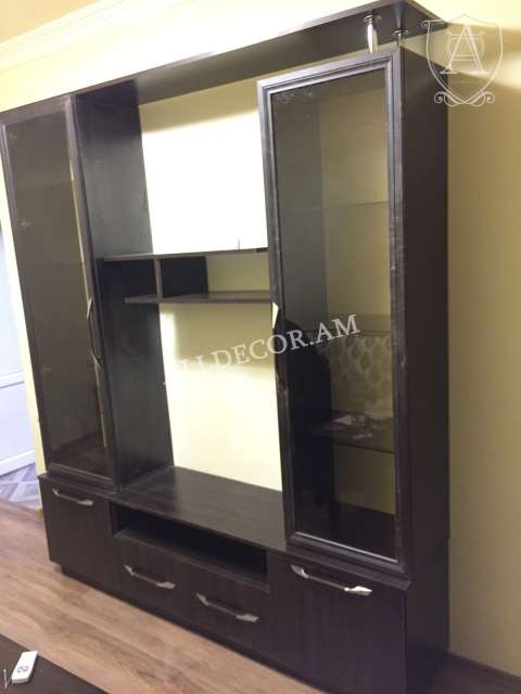 Հեռուստացույցի տակդիր