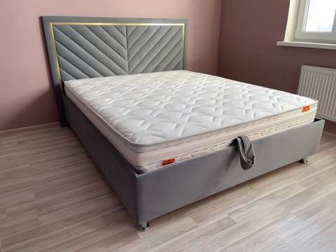 Երկտեղանի մահճակալ